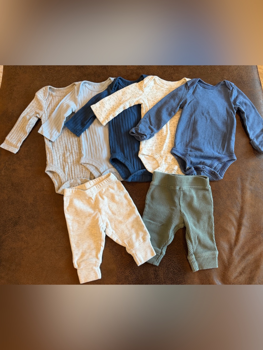 Carter’s 0-3 Month 5-Pack Long Sleeve Bodysuits and 2-Pack Pants